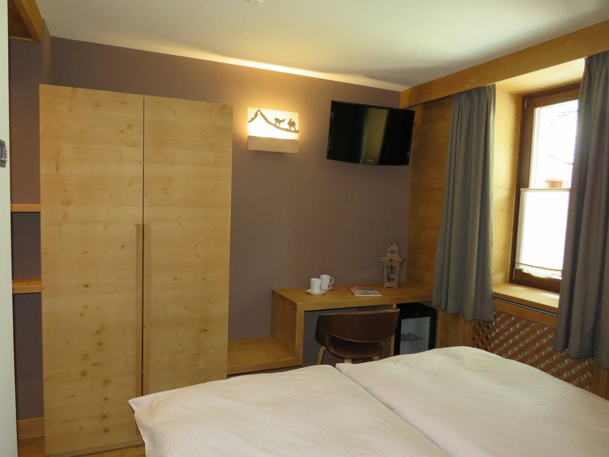 Hotel Compagnoni Santa Caterina Valfurva Exterior photo